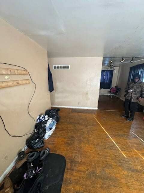 Photo - 622 W York Ave