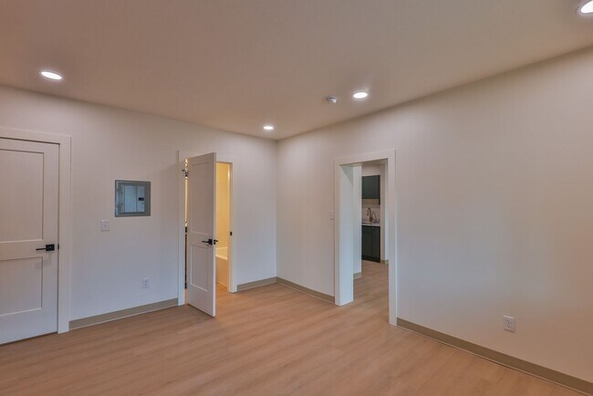 Photo - Modern Remodel with Designer Finishes | All Utilities Included Unit 18