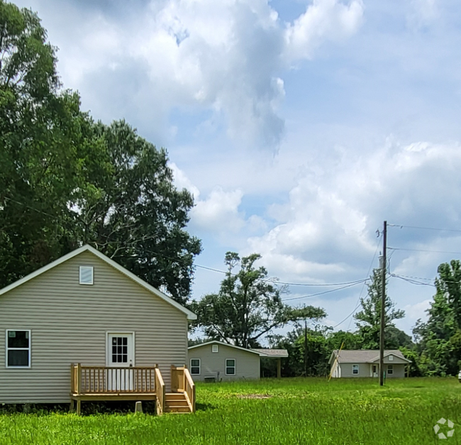 Building Photo - 1705 LA-67 Rental