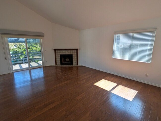 Photo - 1 Bed-1 Bath Single Story Condo on 2nd Floor located in El Cajon