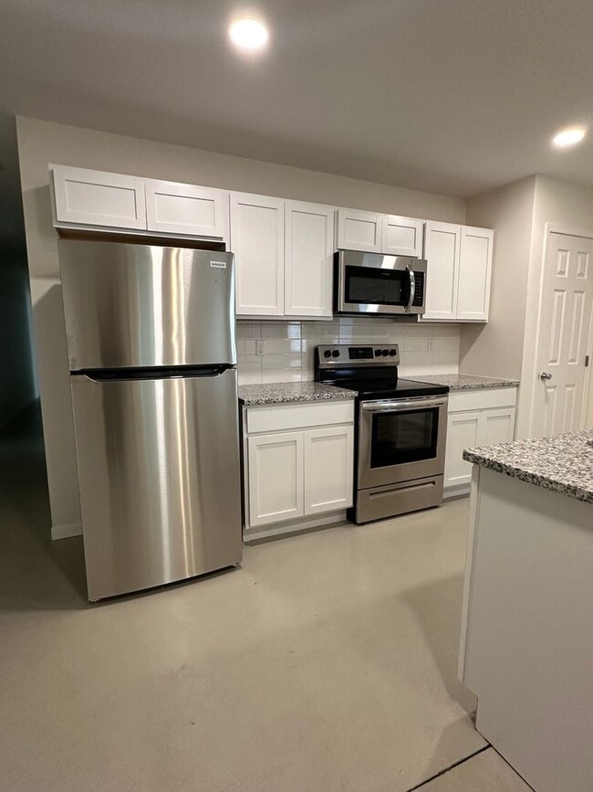 Photo - 1703 N Grove St