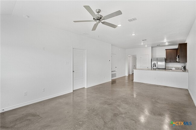Building Photo - 1214 Concord Dr