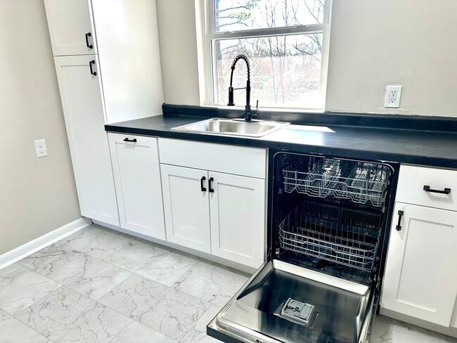 Photo - 2722 Riedling Dr Unit 4