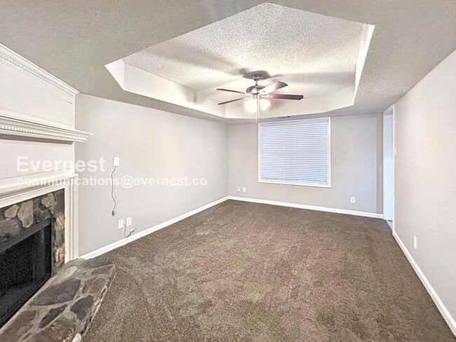 Photo - 5920 Catawba Way