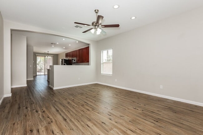 Photo - 1352 E Clifton Ave