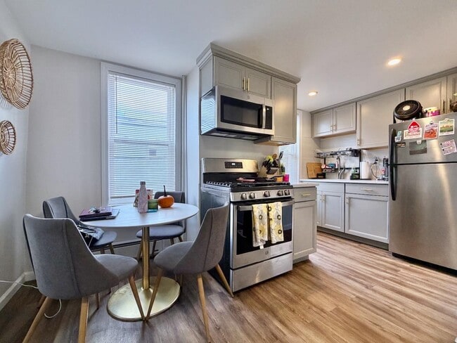 Photo - 331 4th St Unidad 2F