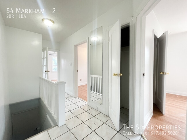 Photo - Sunny 2 Bedroom Upper Floor Apartment Unité 2