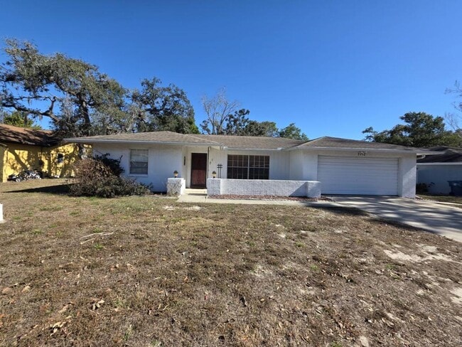 Building Photo - 2052 Deltona Blvd