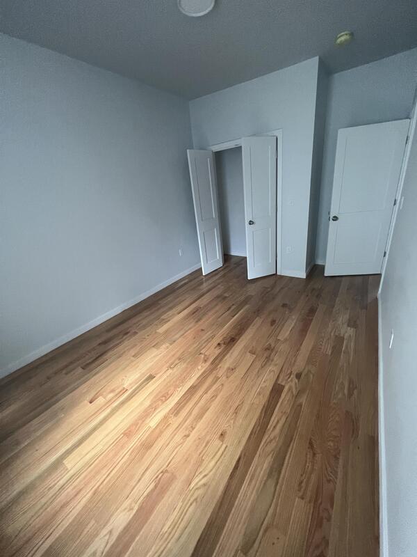 Photo - 11 Douglas St