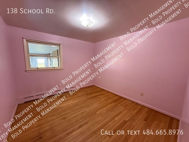Photo - 138 School Rd