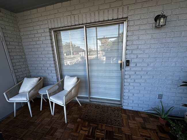 Photo - 2200 Howell Branch Rd Unit 303