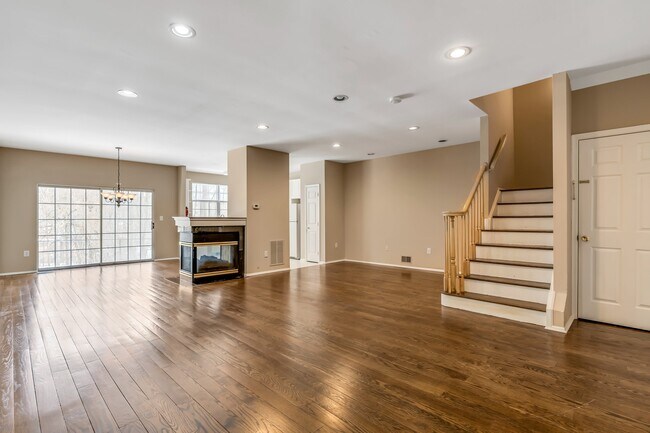 Photo - 12 Wildflower Ln Townhome