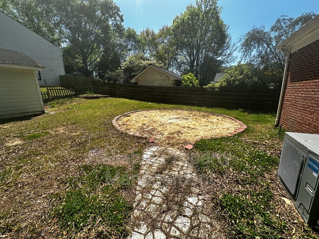 Photo - 201 Hardee St