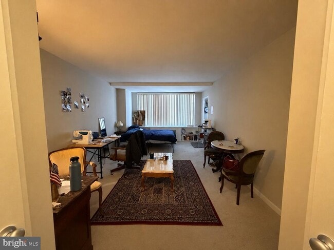 Photo - 1121 Arlington Blvd Unit 327