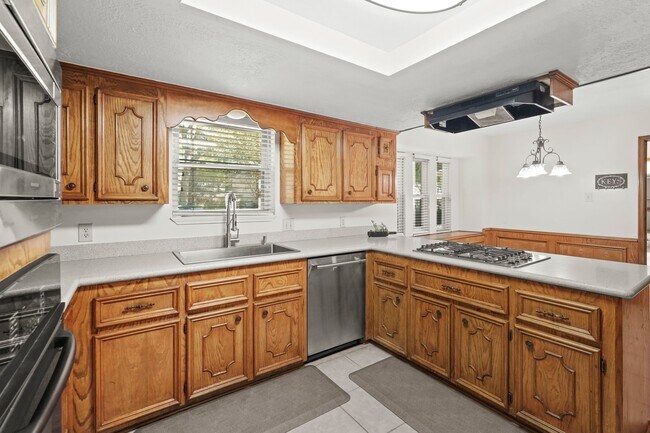 Photo - 12903 Wincrest Ct