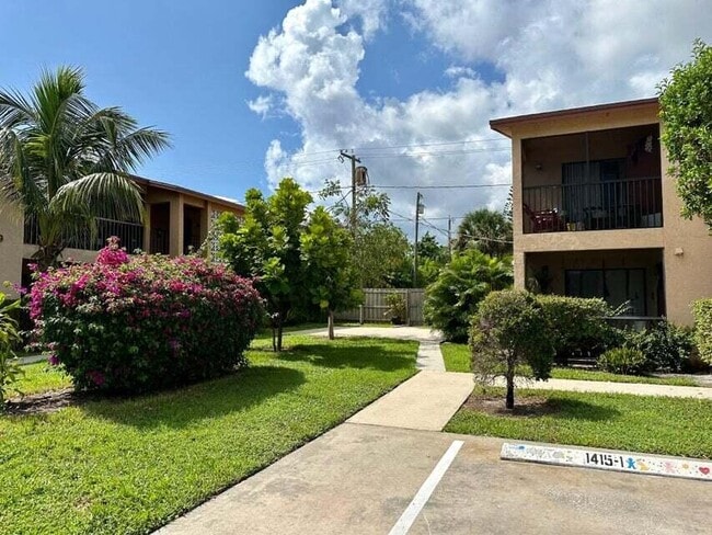 Building Photo - 1415 Lake Ave Unit 1 Rental
