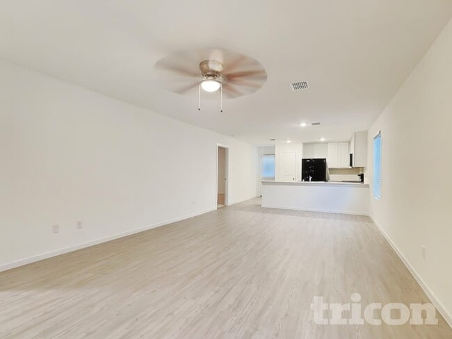 Photo - 6751 Highlands St