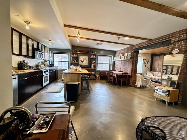 Building Photo - 90 Wareham St Unit 502 Rental