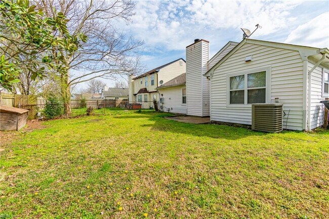 Photo - 625 Aylesbury Drive