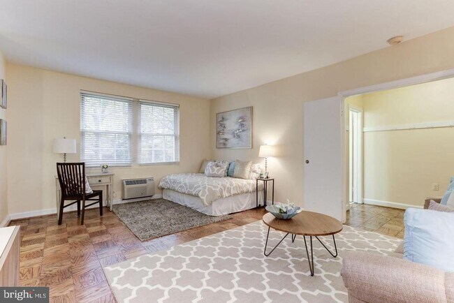 Photo - 3051 Idaho Ave NW Unidad 101