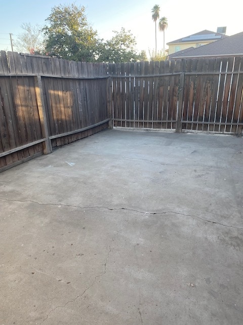 2415 Hughes Ln