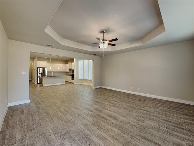 Photo - 2004 Windsor Dr