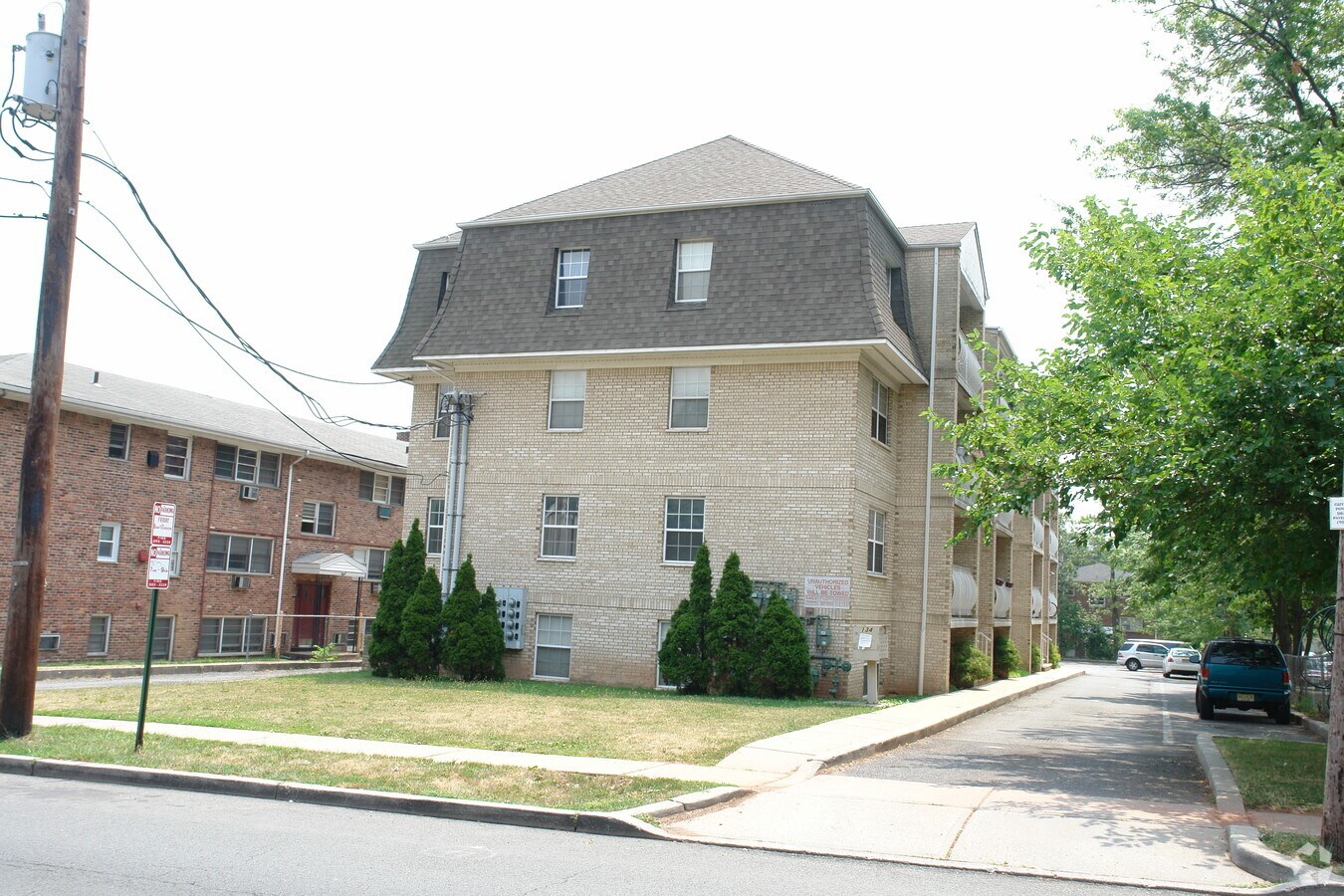 Photo - 134 W Jersey St