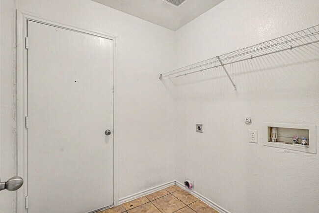 Photo - 7656 Sienna Ridge Ln