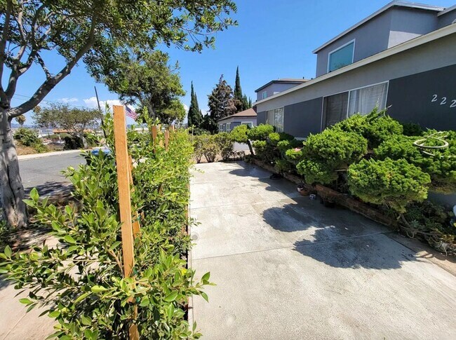 Photo - 2224 Delaware Ave Unit B