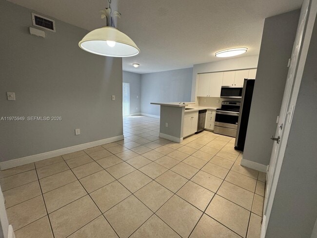 Photo - 11050 SW 196th St Unit 109