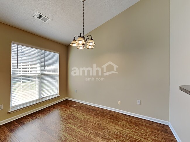 Photo - 5331 Kristy Ln