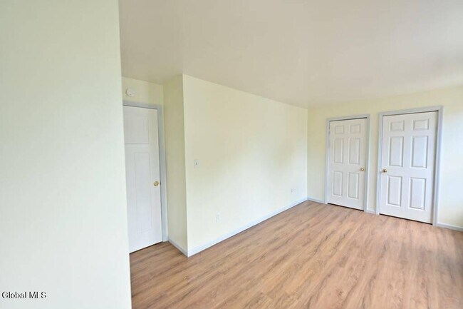 Photo - 217 1st St
