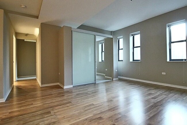 Photo - 186 W Randolph St Unit 1905