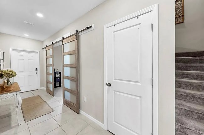 Photo - Beautiful 6BR with Amenities - Now Available!