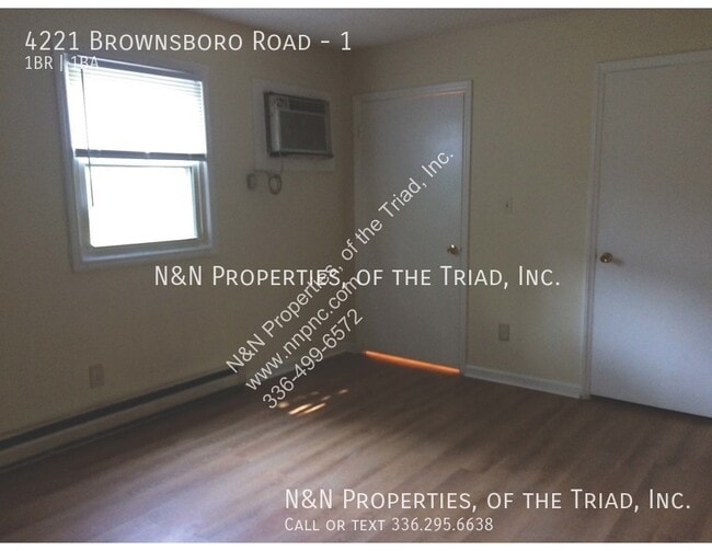 Photo - 4221 Brownsboro Rd