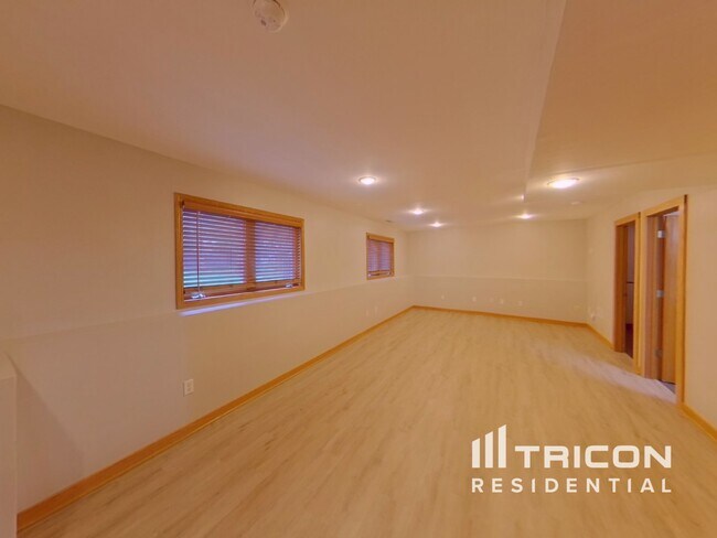 Photo - 1924 French Trace Ave