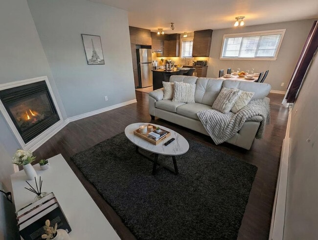 Photo - 5055 Chem. du Souvenir Unité SI ID1473542P