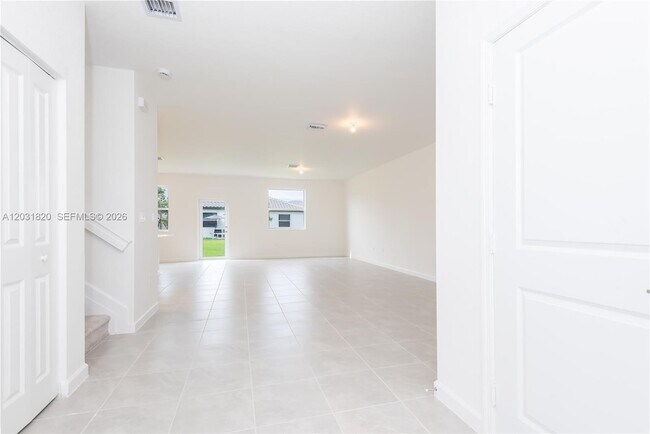 Photo - 2636 SE 8 CT