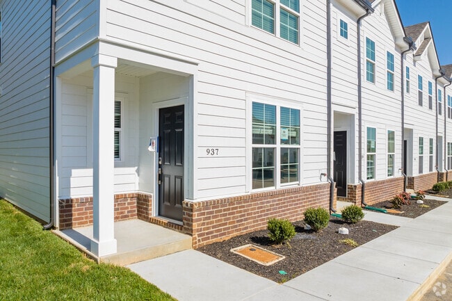 Entrada - Townes at Hamilton