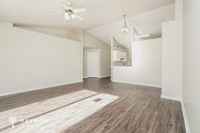 Photo - 217 Meadow Vue Ln