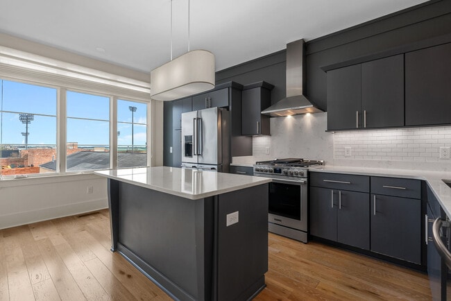 Photo - M West Unit 204