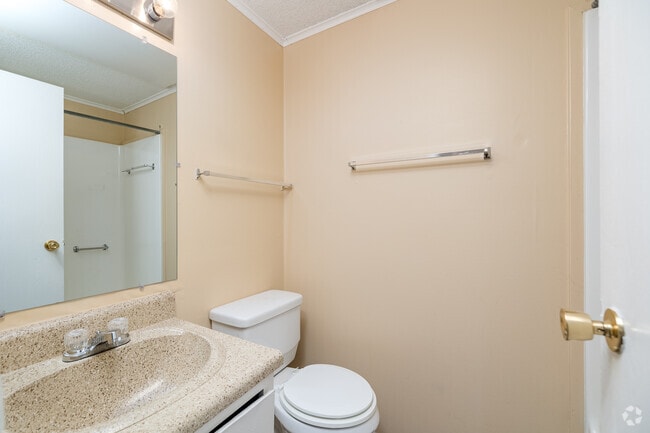 Studio - 300SF - Bathroom