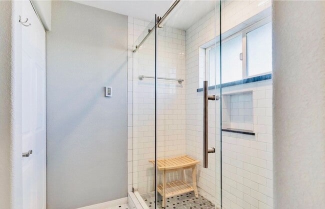 Photo - Lovely 3 Bedroom, 3 Bathroom Home with Solar