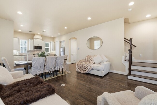 Photo - 2714 Freund St