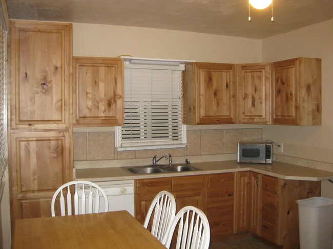 Photo - 290 N 300 E Apartments Unit 288