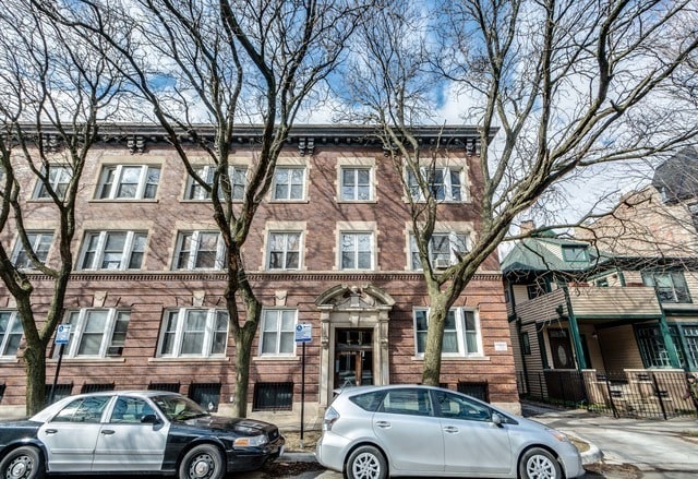 Building Photo - 5046 S Blackstone Ave Unit 3 Rental