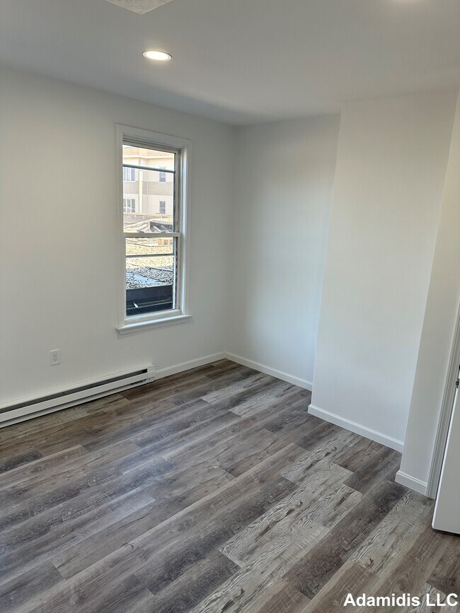 10 Boston St