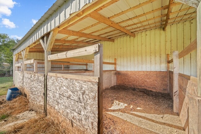 Building Photo - 4306 FM 1462