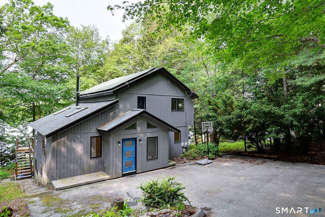 Building Photo - 96 Indian Spring Rd