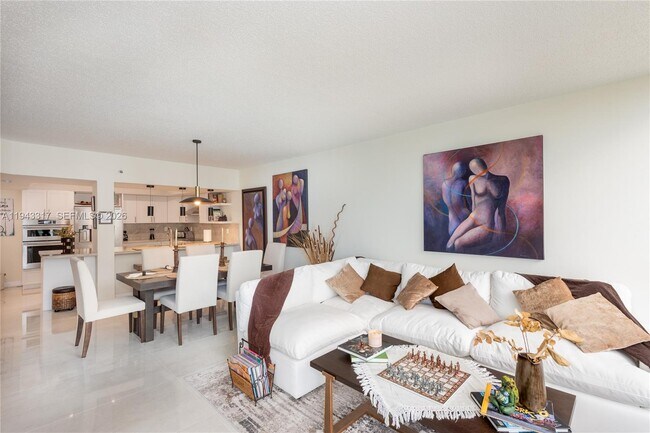 Photo - 520 Brickell Key Dr Unit A1102
